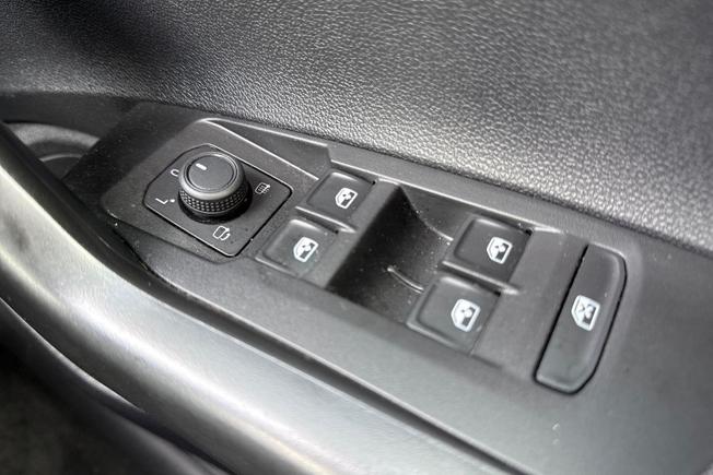 Volkswagen Polo Photo 24