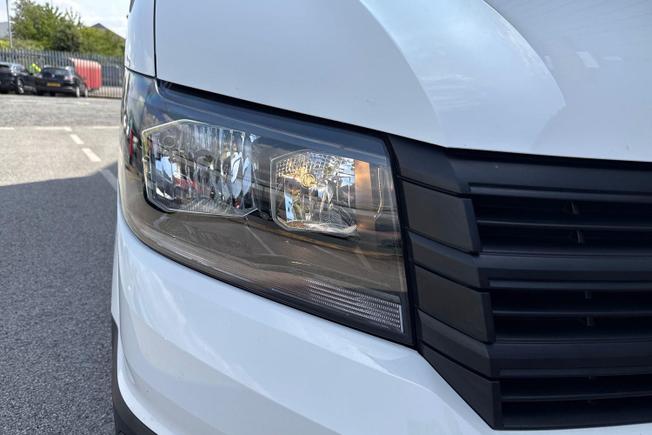 VOLKSWAGEN Crafter Photo 19
