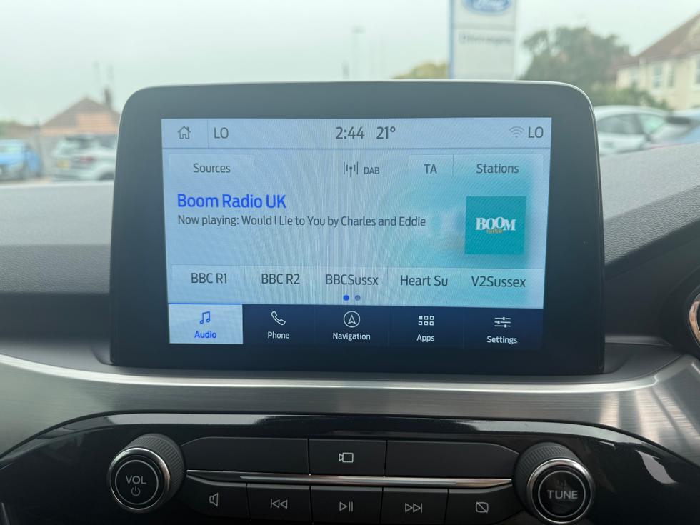 Ford Kuga Photo 30769b03-ecfe-4e72-836c-2b7e115027fc.jpeg