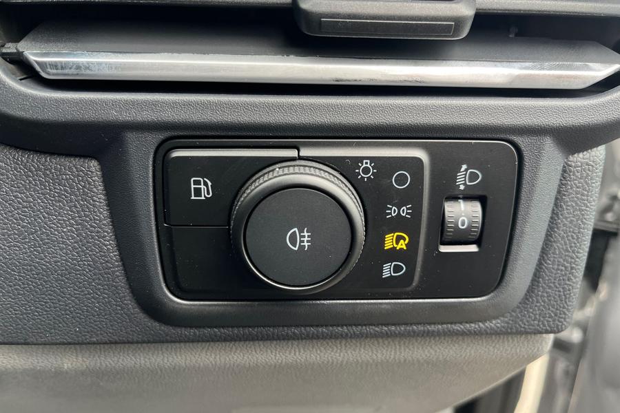 Ford TRANSIT CUSTOM Photo 30929aff-bd03-4870-a95b-70817f19d38e.jpg