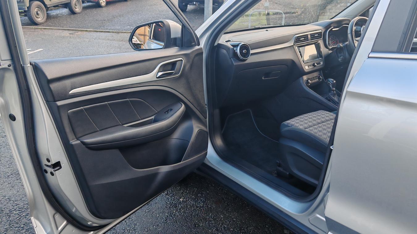 Used MG ZS FE68UWX 23