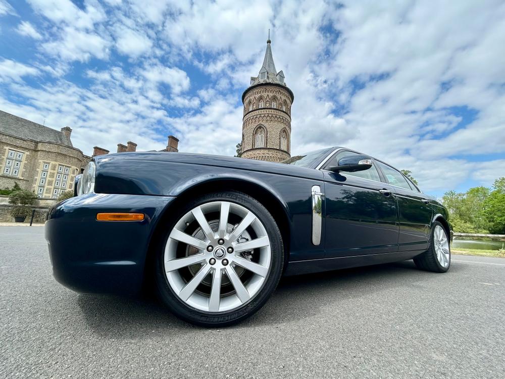Used Jaguar XJ MM08KKG 18