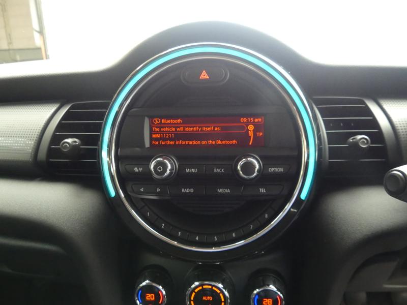 MINI Hatch Photo 30b1b0cb-9c7f-4fac-96c2-7bceb9d30703.jpg