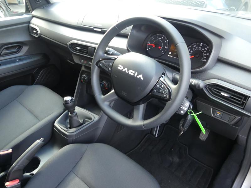 Dacia Jogger Photo 30bf37f3-f0e1-4963-af87-0103cc31ed7e.jpg