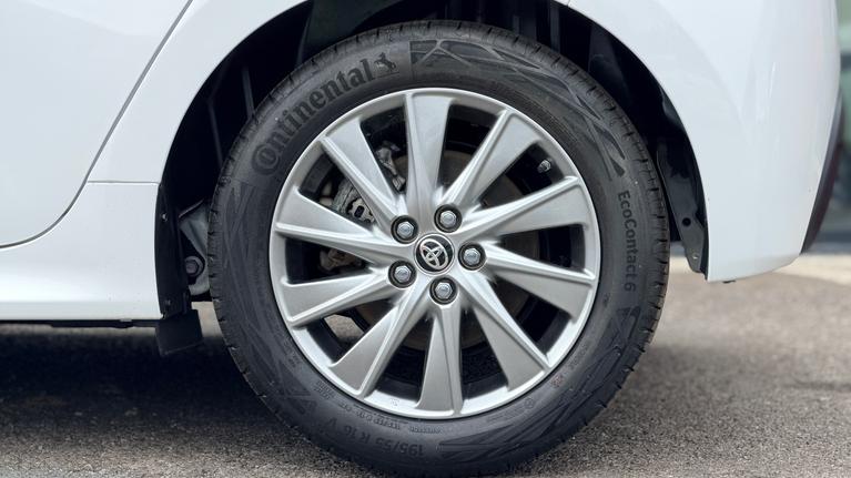 Used Toyota Yaris DC23CWZ 20