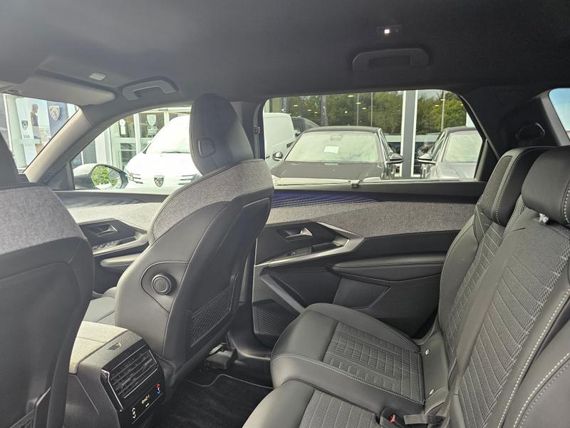 2025 25 PEUGEOT 5008