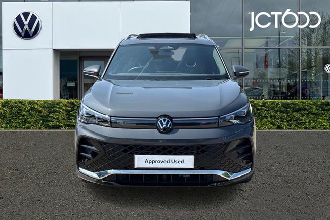 VOLKSWAGEN Tiguan Photo 2