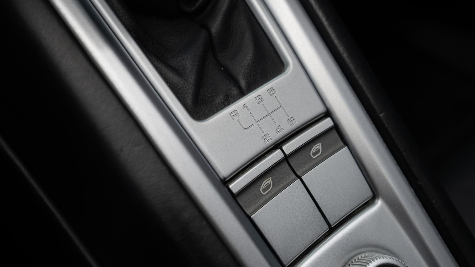 Porsche Carrera GT Photo 310fd538-3f13-4e0b-b54c-f17b0974af78.jpg