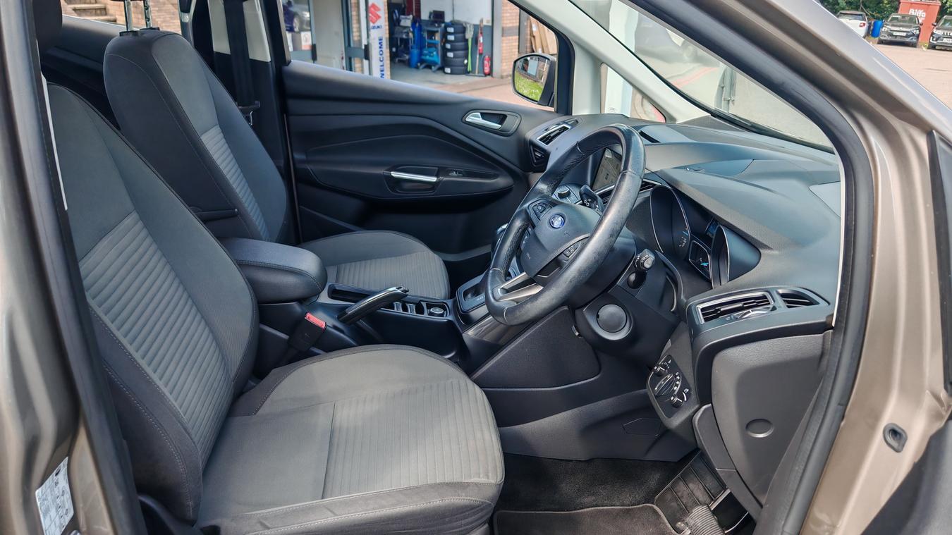Used Ford Grand C-Max AF19KPE 10