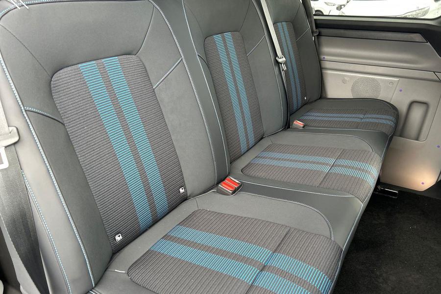 Ford TRANSIT CUSTOM Photo 31187c4c-10c3-42eb-bd50-b2a96933c8fa.jpg