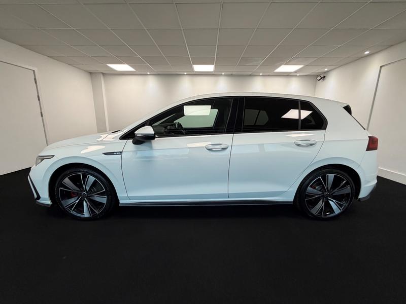 Volkswagen Golf Photo 312dea18-5739-4bd1-b30f-3a68a09bde7a.jpg