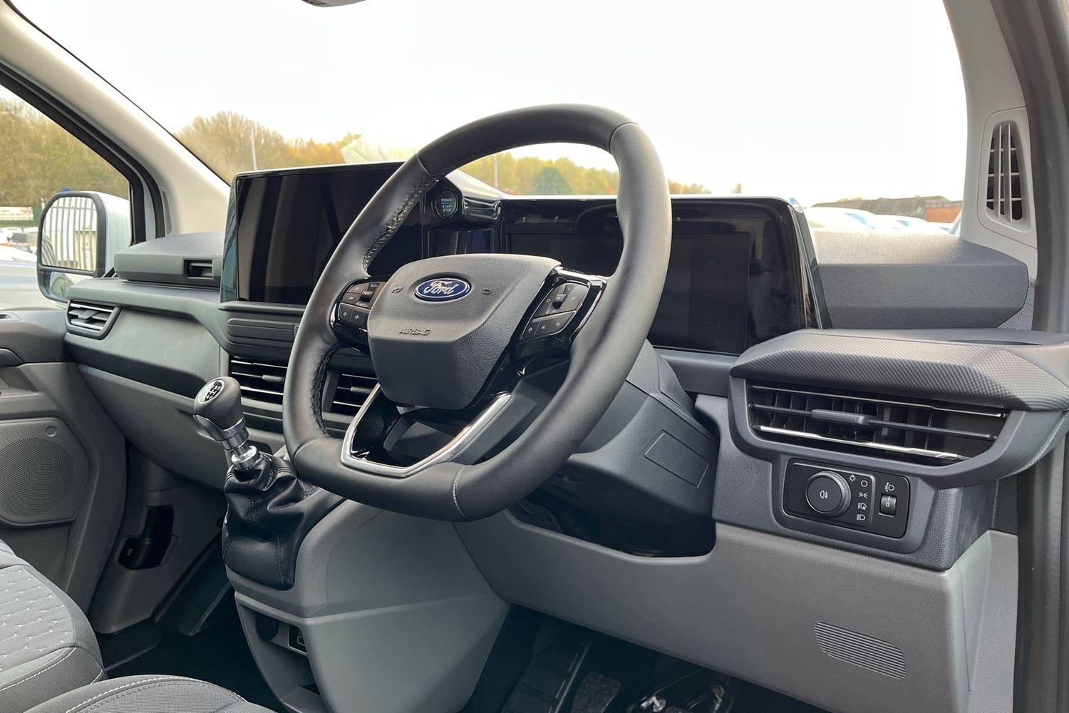 Ford TRANSIT CUSTOM Photo 13