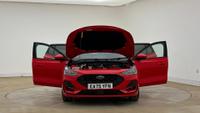 Ford Focus Photo 8