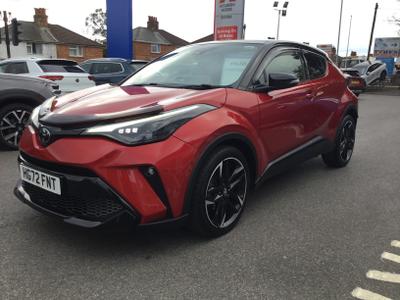 Toyota C-HR Photo 7