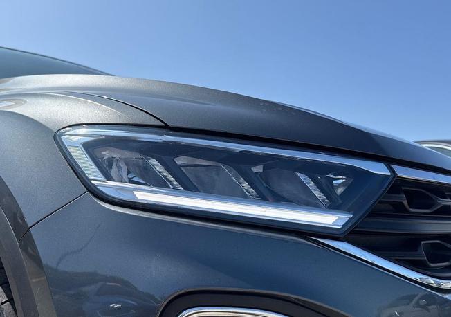Volkswagen T-Roc Photo 19