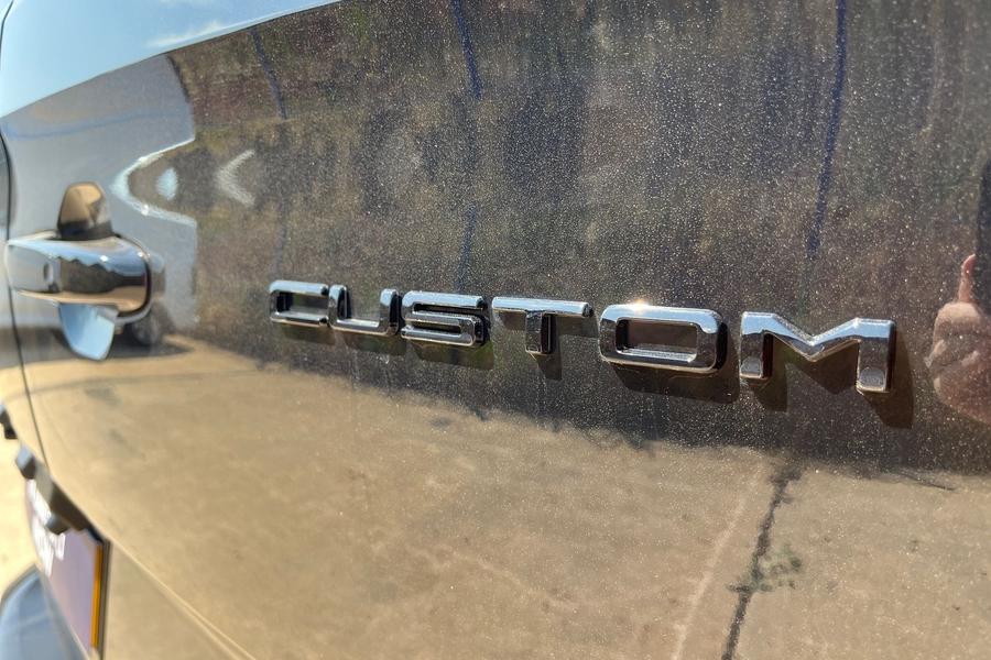 Ford Transit Custom Photo 315cba7b-15b0-482e-9117-b3e628a2b680.jpg