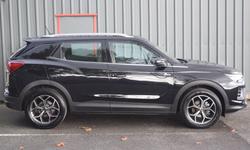 SsangYong KORANDO Photo 1