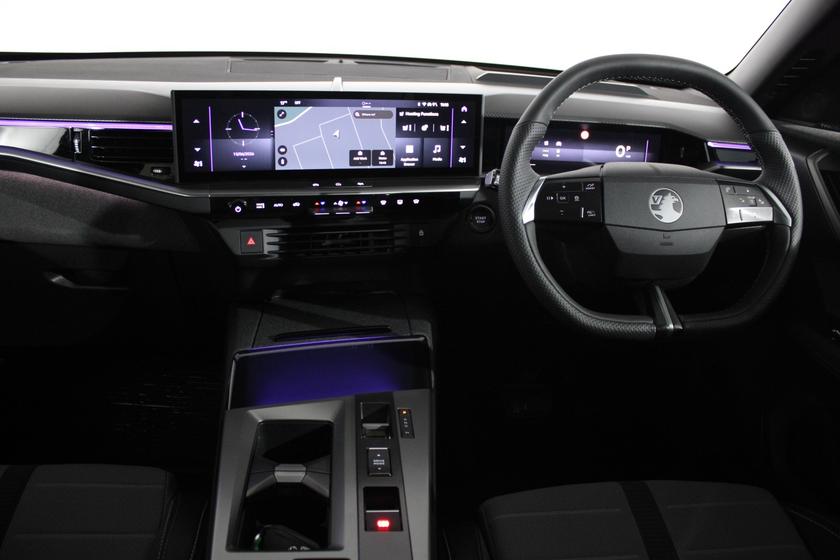 Vauxhall Grandland Photo 317af125-6d1d-4d08-94ed-b04ab5323eab.jpg