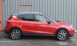 SEAT ARONA Photo 1
