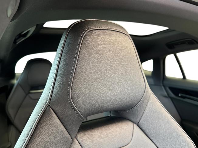 PORSCHE Panamera Photo 23