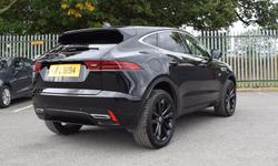 Jaguar E-PACE Photo 3
