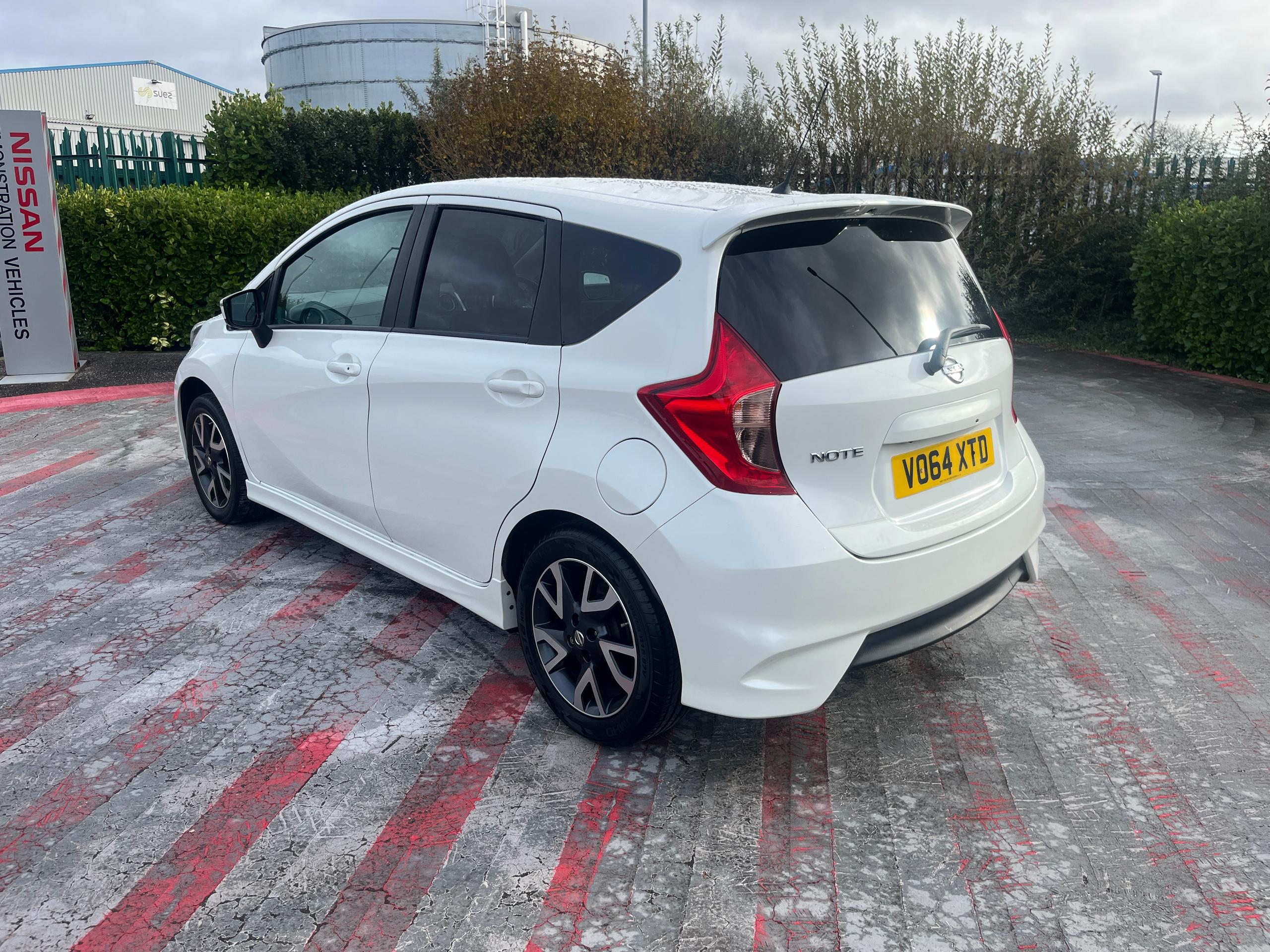 Nissan Note Photo 6