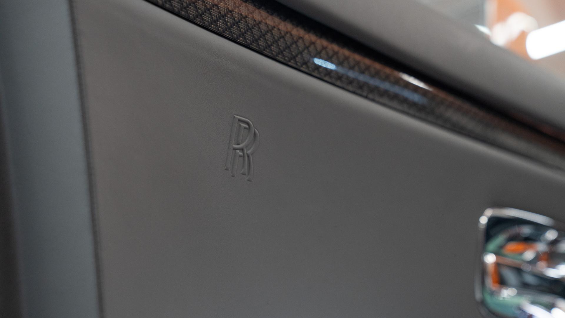 Rolls-Royce Ghost Photo 31b7ebb0-0304-4db8-8a29-07886de5d2df.jpg
