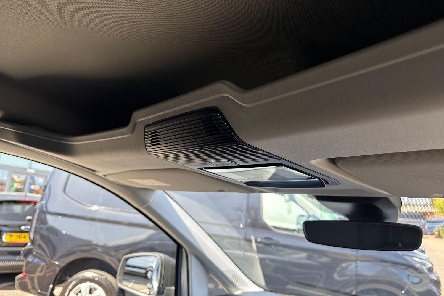 Ford TRANSIT CONNECT Photo 33