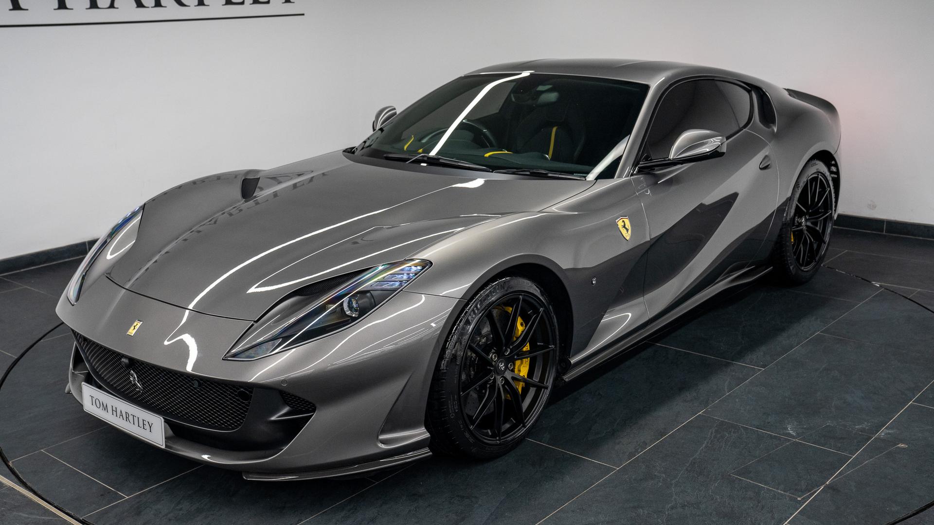 Ferrari 812 Photo 31c14f69-fd20-4f61-a87c-d7ae32140e4c.jpg