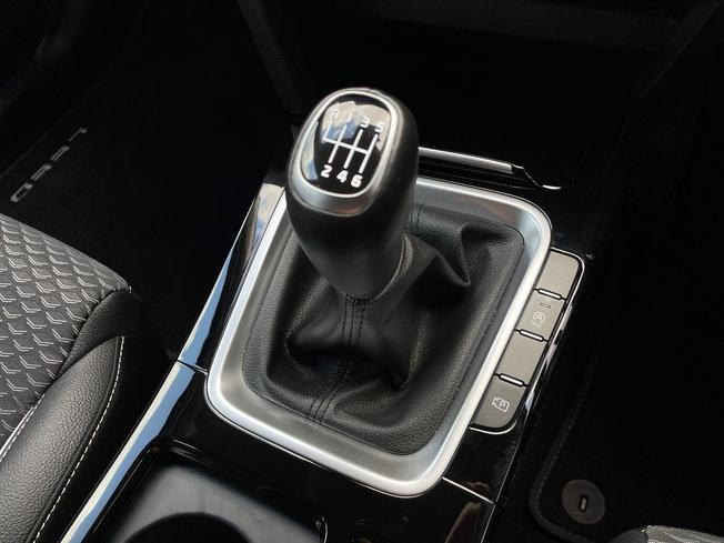 KIA Ceed Photo 43