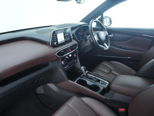 Hyundai Santa Fe Photo 31c525b8-212f-45b4-af21-6ec08ff26b5b.jpg
