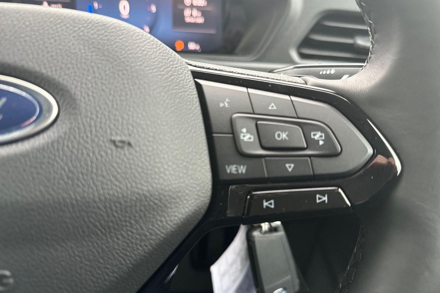 Ford TRANSIT CONNECT Photo 33