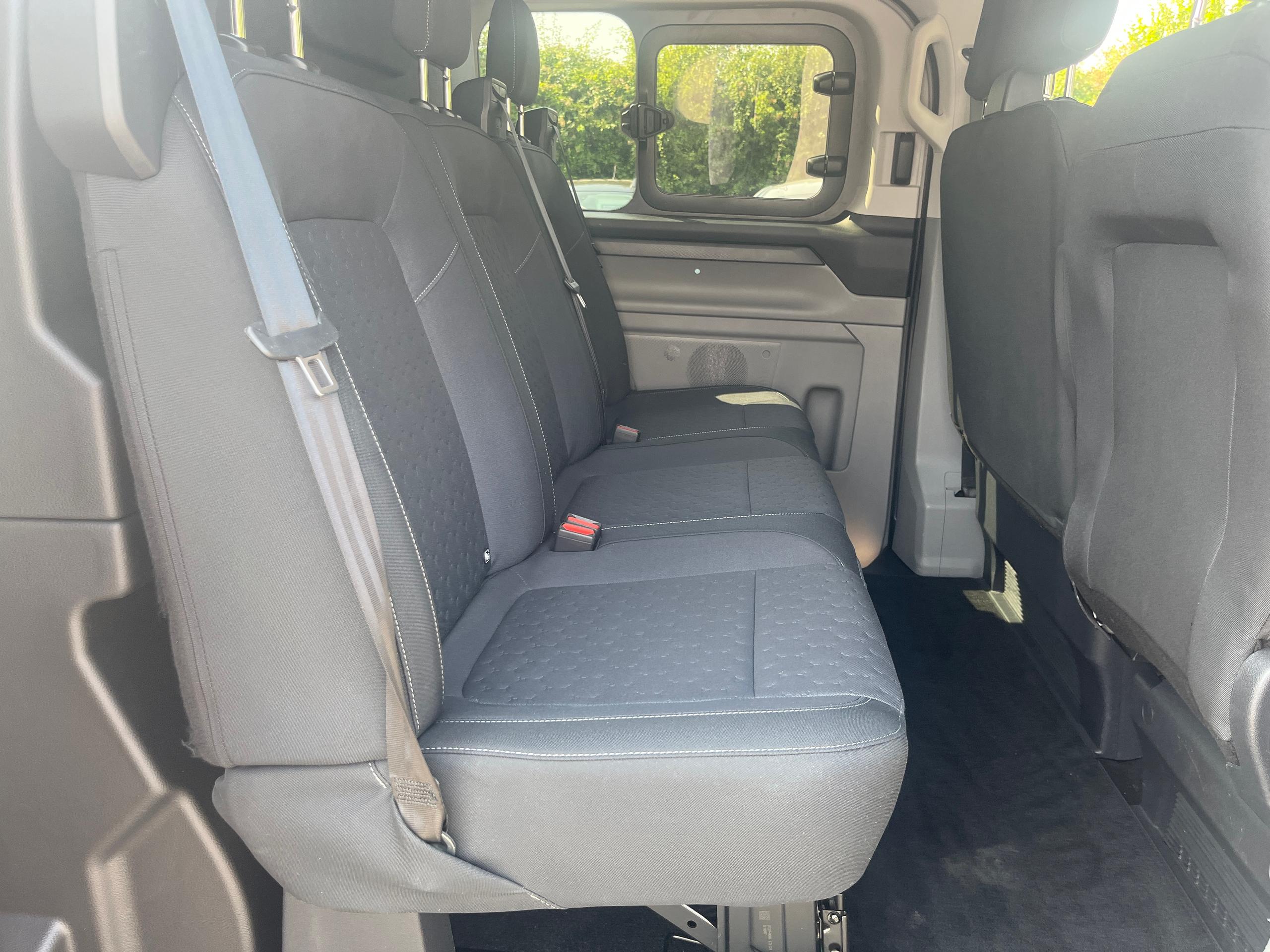 Used Ford TRANSIT CUSTOM VO25YWX 13