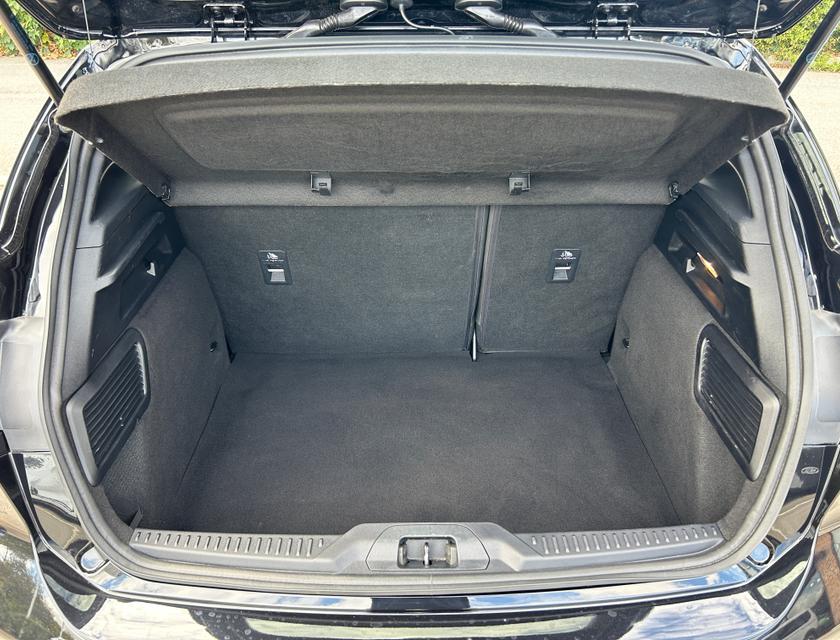 Ford Focus Photo 31f62fa9-a2a8-4ae0-a19c-e448495ead7e.jpg