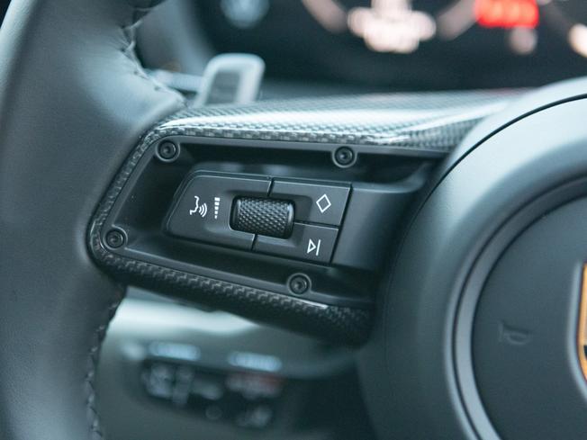 PORSCHE Cayenne Photo 23