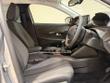 Peugeot 208 Photo 31