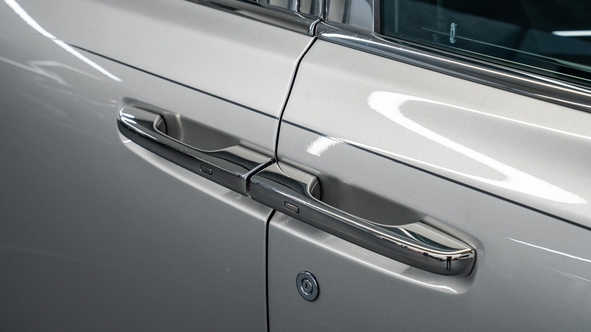 Rolls-Royce Phantom Photo 3216aa64-1ef0-4f12-b044-5f80a66488dc.jpg