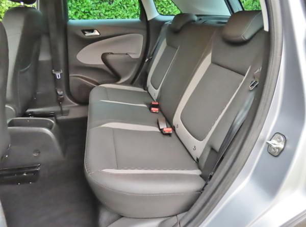 Used Vauxhall Crossland X VN20ORH 13