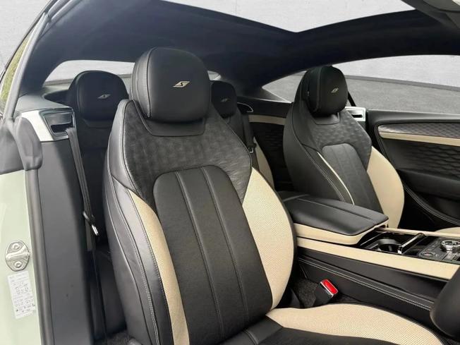 BENTLEY Continental Photo 13