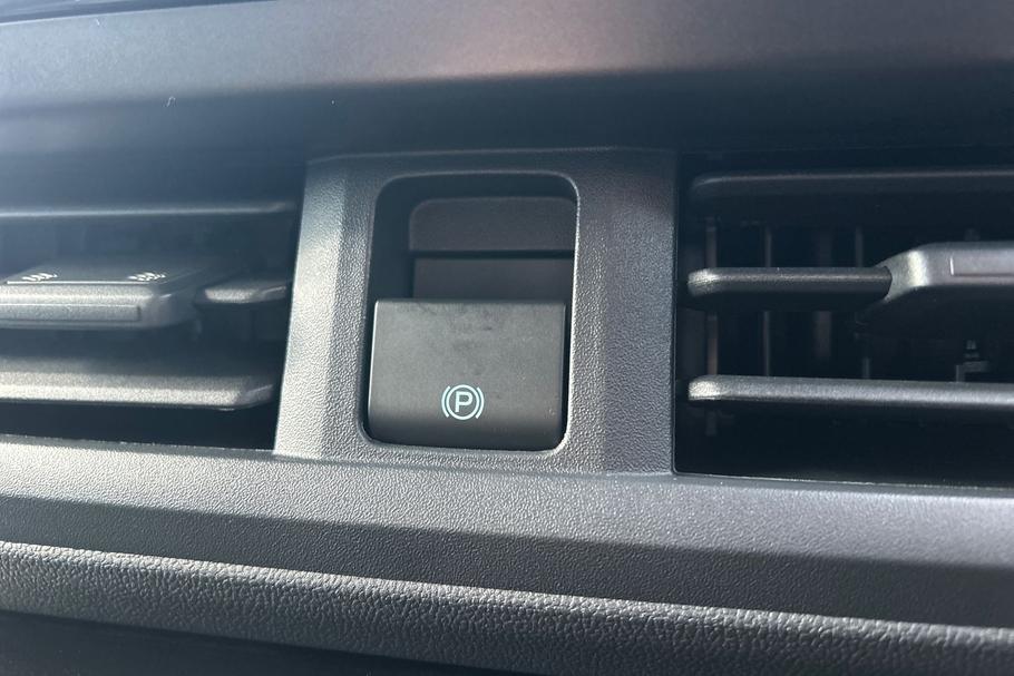 Used Ford TRANSIT CUSTOM L1DCIVMSRT2 17