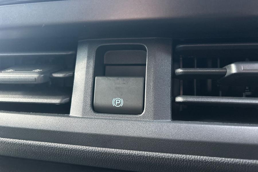 Ford TRANSIT CUSTOM Photo 323d9ec5-29f8-4fc8-8907-068f8f72d139.jpg