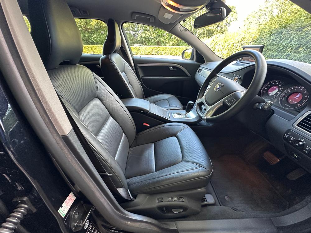 Used Volvo V70 LF10BCO 3