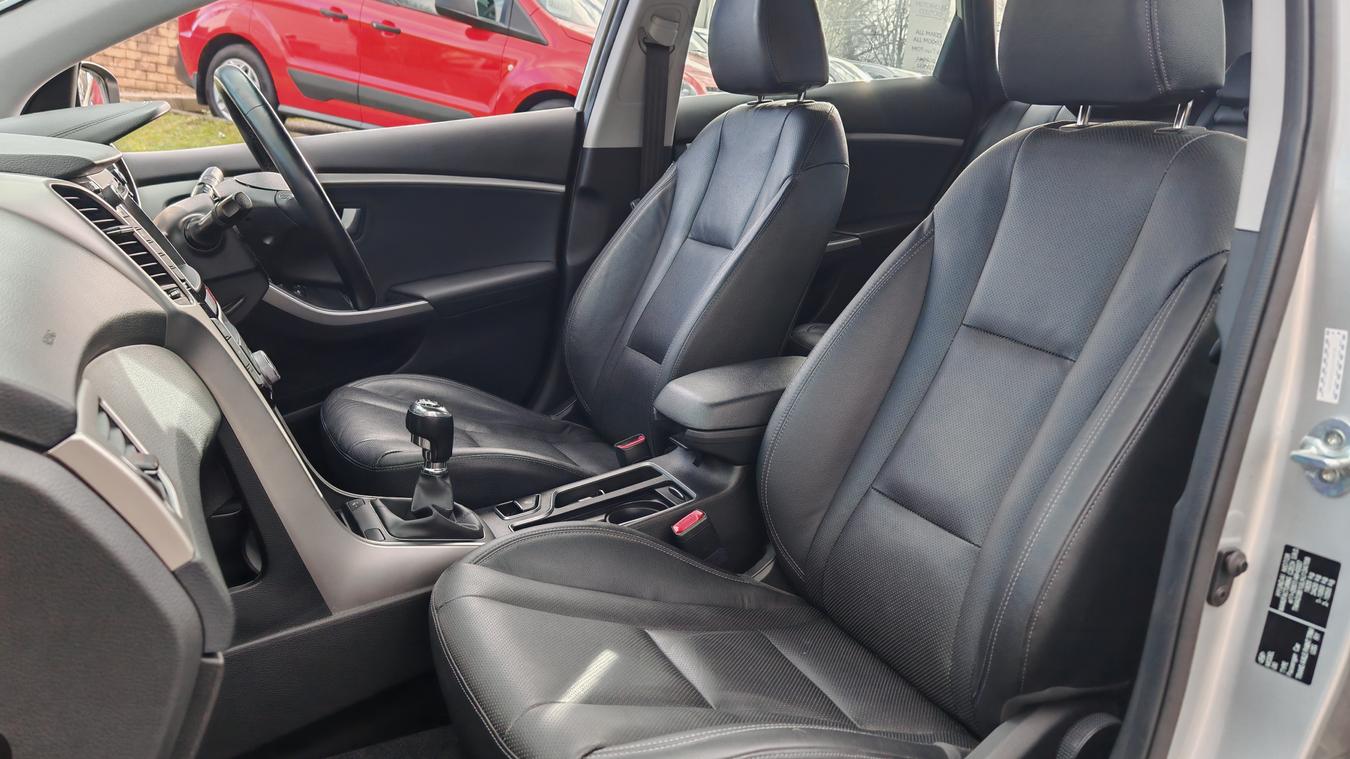 Used Hyundai i30 WG66KVJ 9