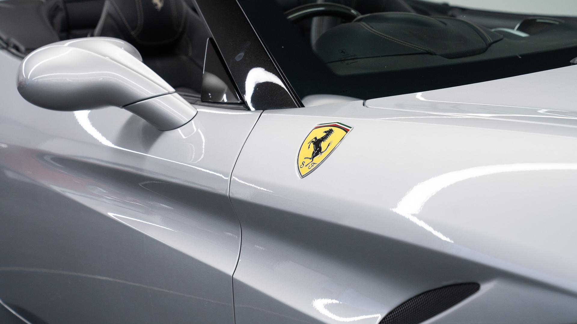 Ferrari California Photo 32550864-aec2-485a-8c1f-2a862dc2cfb9.jpg