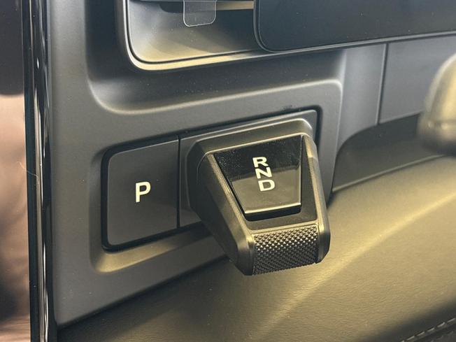 Porsche Cayenne Electric Photo 48