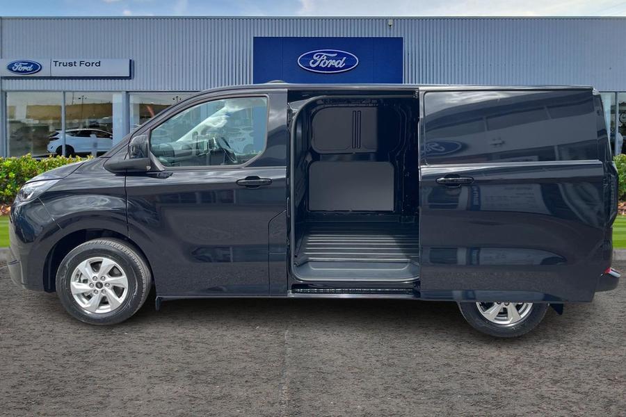 Ford TRANSIT CUSTOM Photo 3274178d-a32d-4f93-948c-de9824943988.jpg