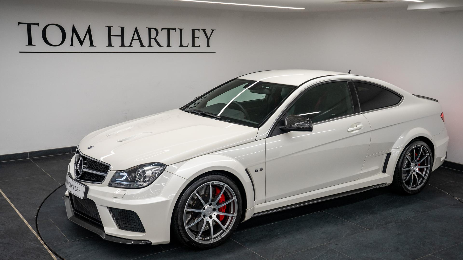 Mercedes-Benz C63 AMG Photo 32746d57-4a1b-4a76-8bc2-67ca42d81051.jpg