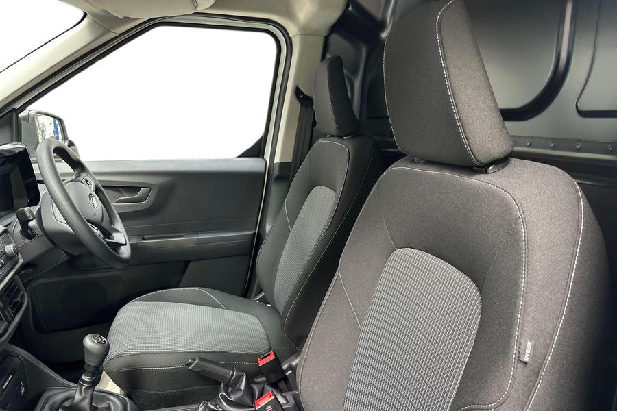 Ford TRANSIT COURIER Photo 3274acb9-ba5b-4b52-9053-280791168001.jpg