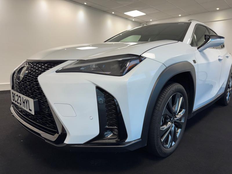 Lexus UX Photo 3274e637-c736-46ee-b6a8-9b3e69cb6959.jpg