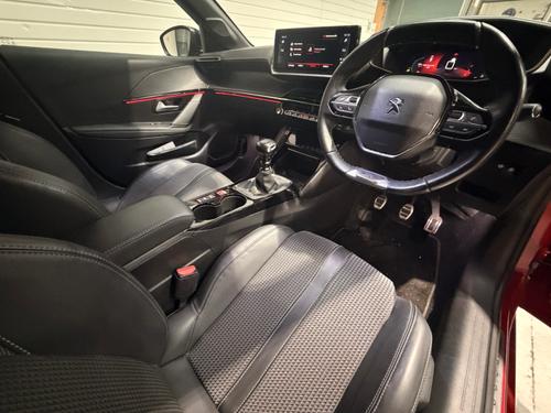 Peugeot 208 Photo 32854e7f-5f03-4fe6-9083-3bac812e195b.jpeg